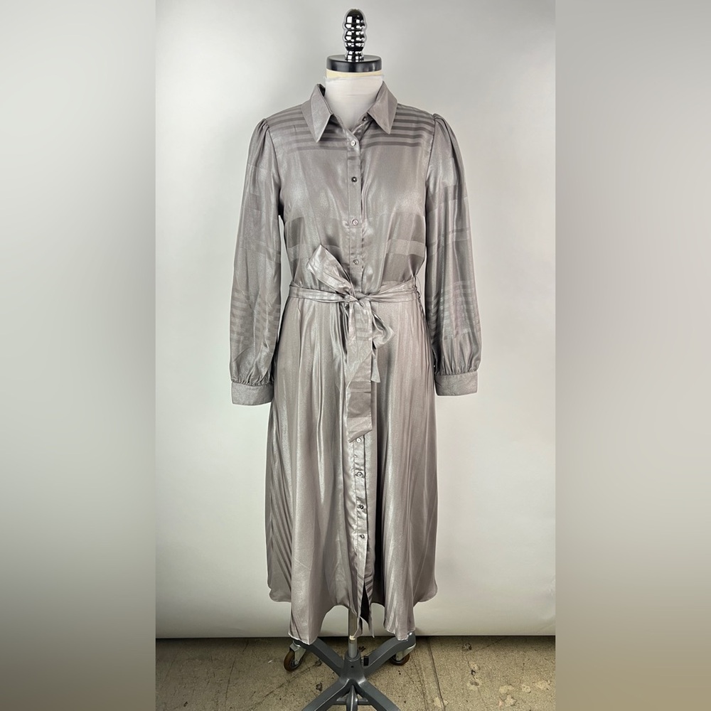 💚 Metallic Silver Belted Long Sleeve Midi Dress